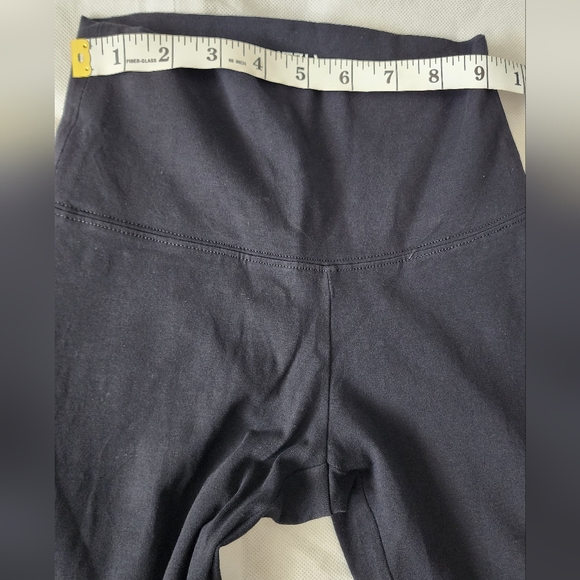 Aritzia Thin Pants Size XS - Picture 7 of 8